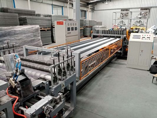 rolo Mesh Welding Machine do fio de 2-3.5mm