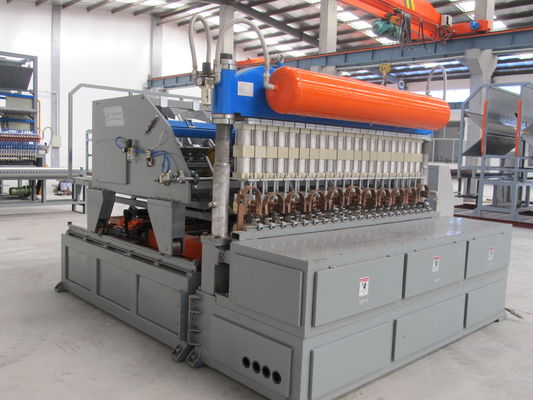 Fio soldado 300mm Mesh Machine Automatic do painel da construção